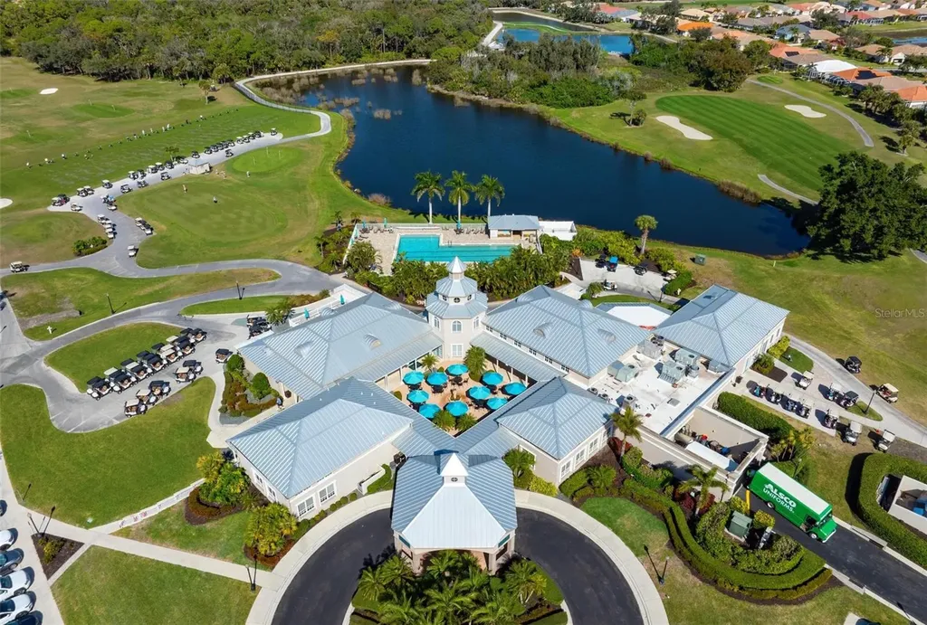 649 Back Nine Drive Venice FL 34285