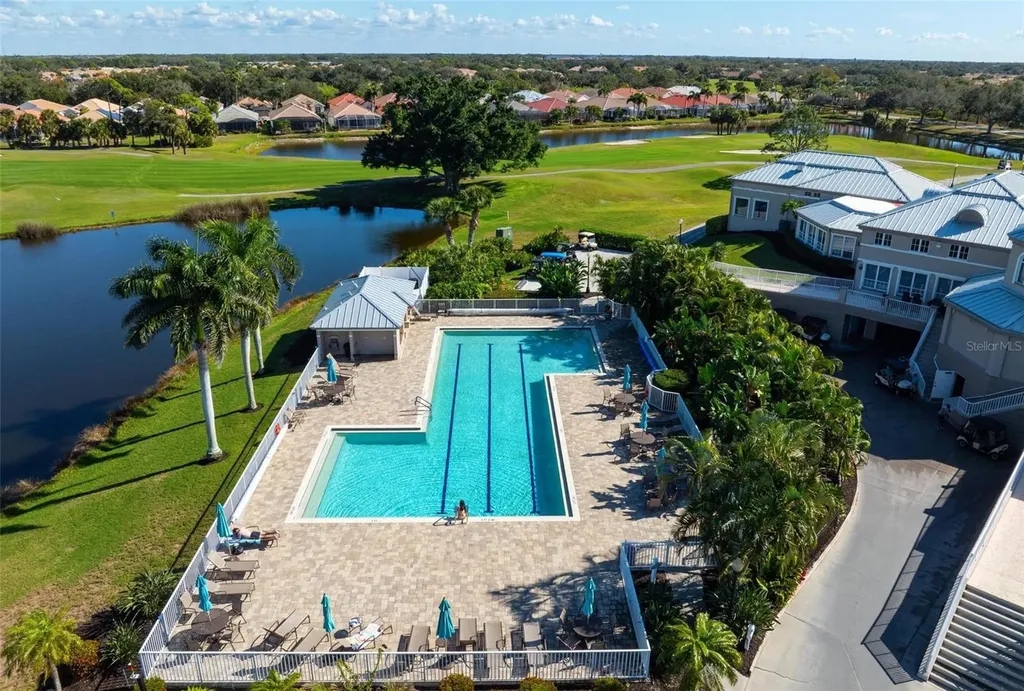 649 Back Nine Drive Venice FL 34285