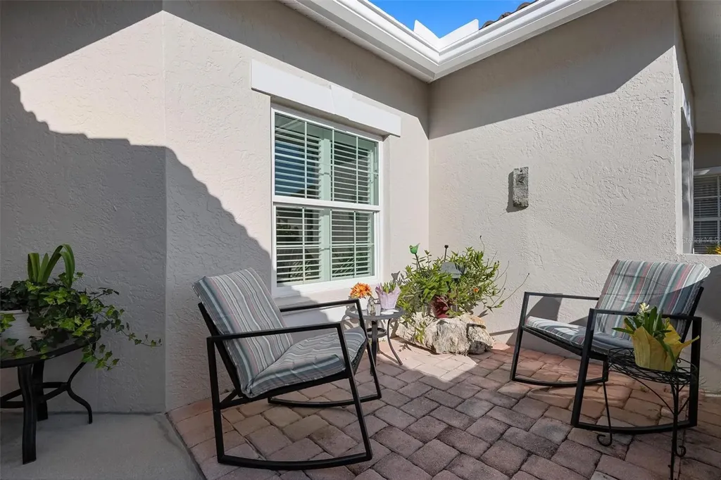 649 Back Nine Drive Venice FL 34285