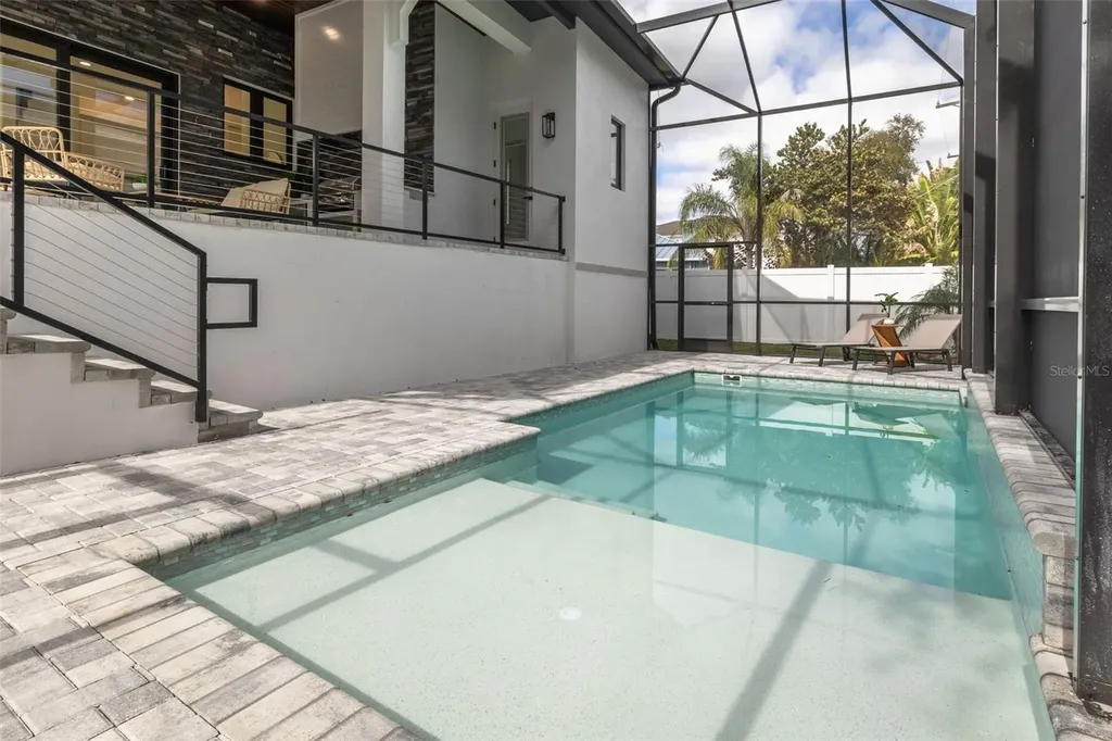 519 W Davis Boulevard Tampa FL 33606