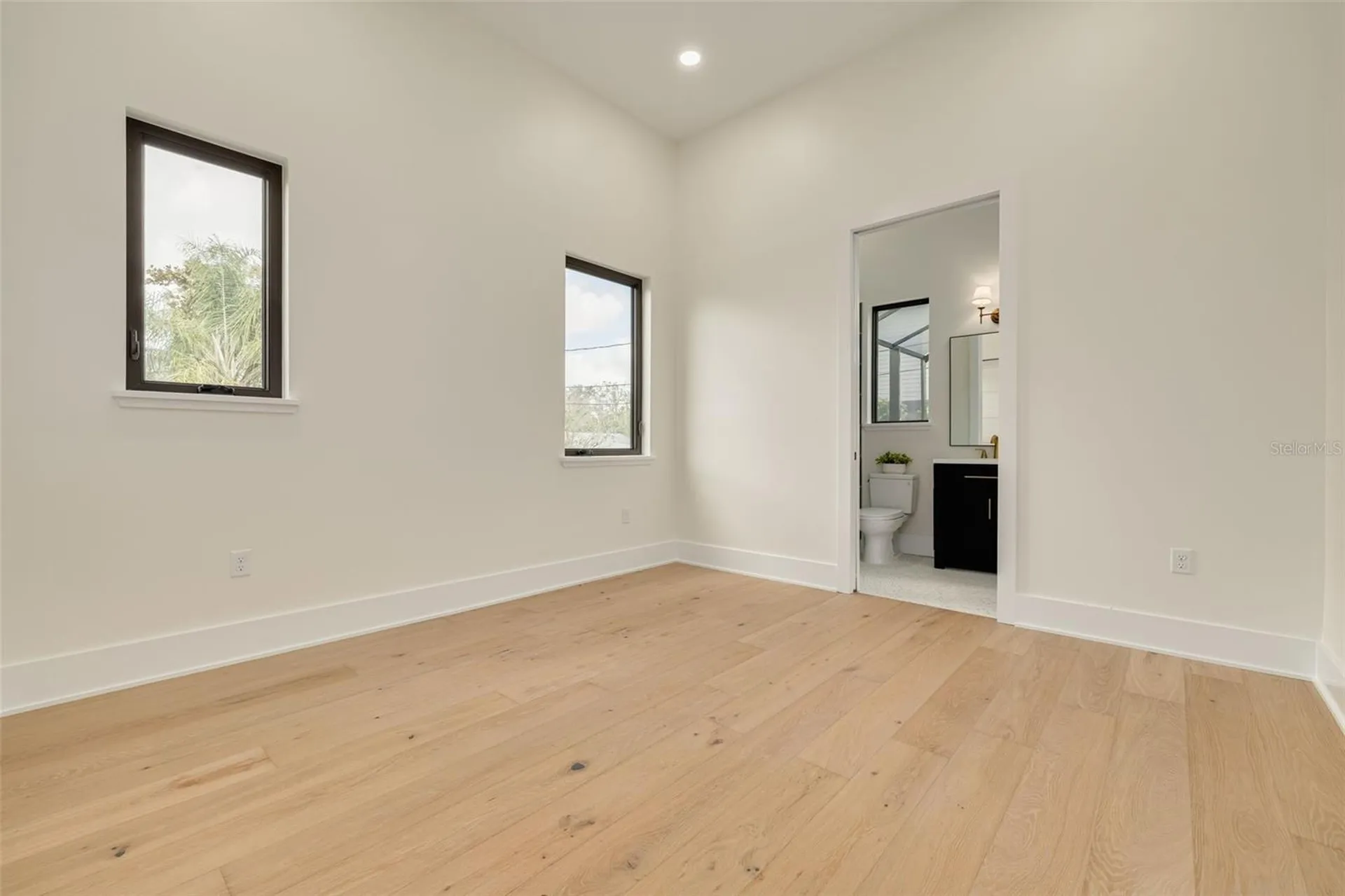 519 W Davis Boulevard Tampa FL 33606