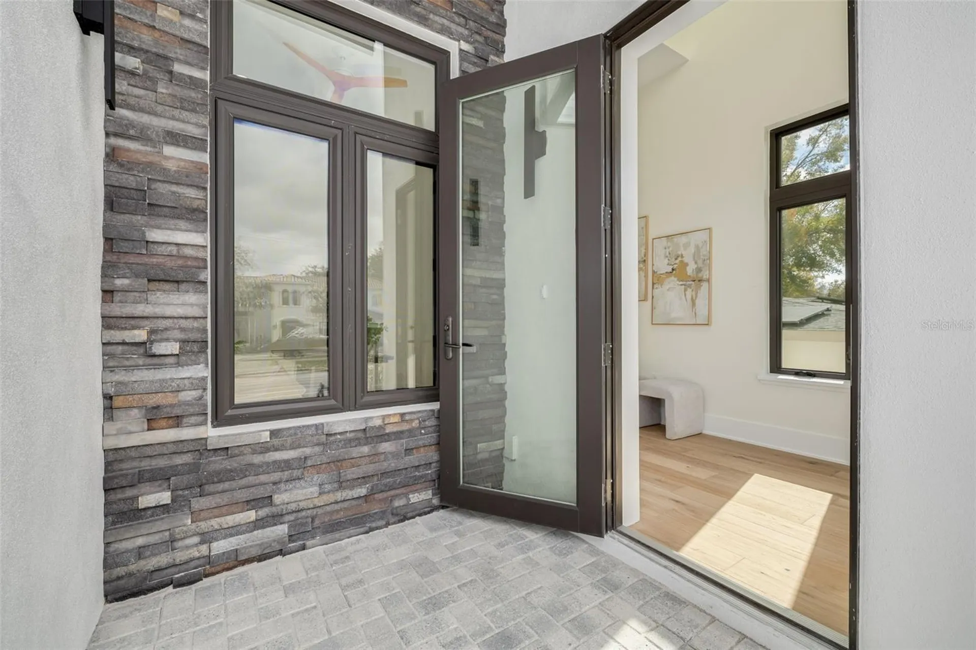 519 W Davis Boulevard Tampa FL 33606