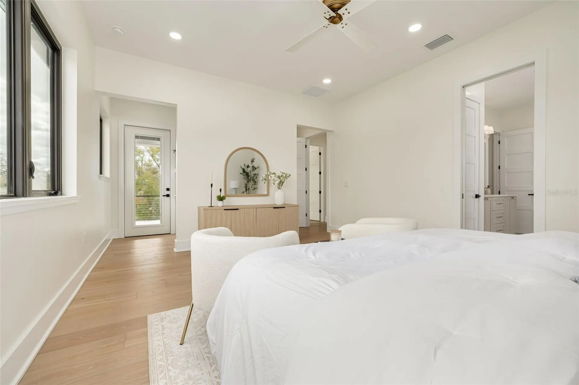 519 W Davis Boulevard Tampa FL 33606
