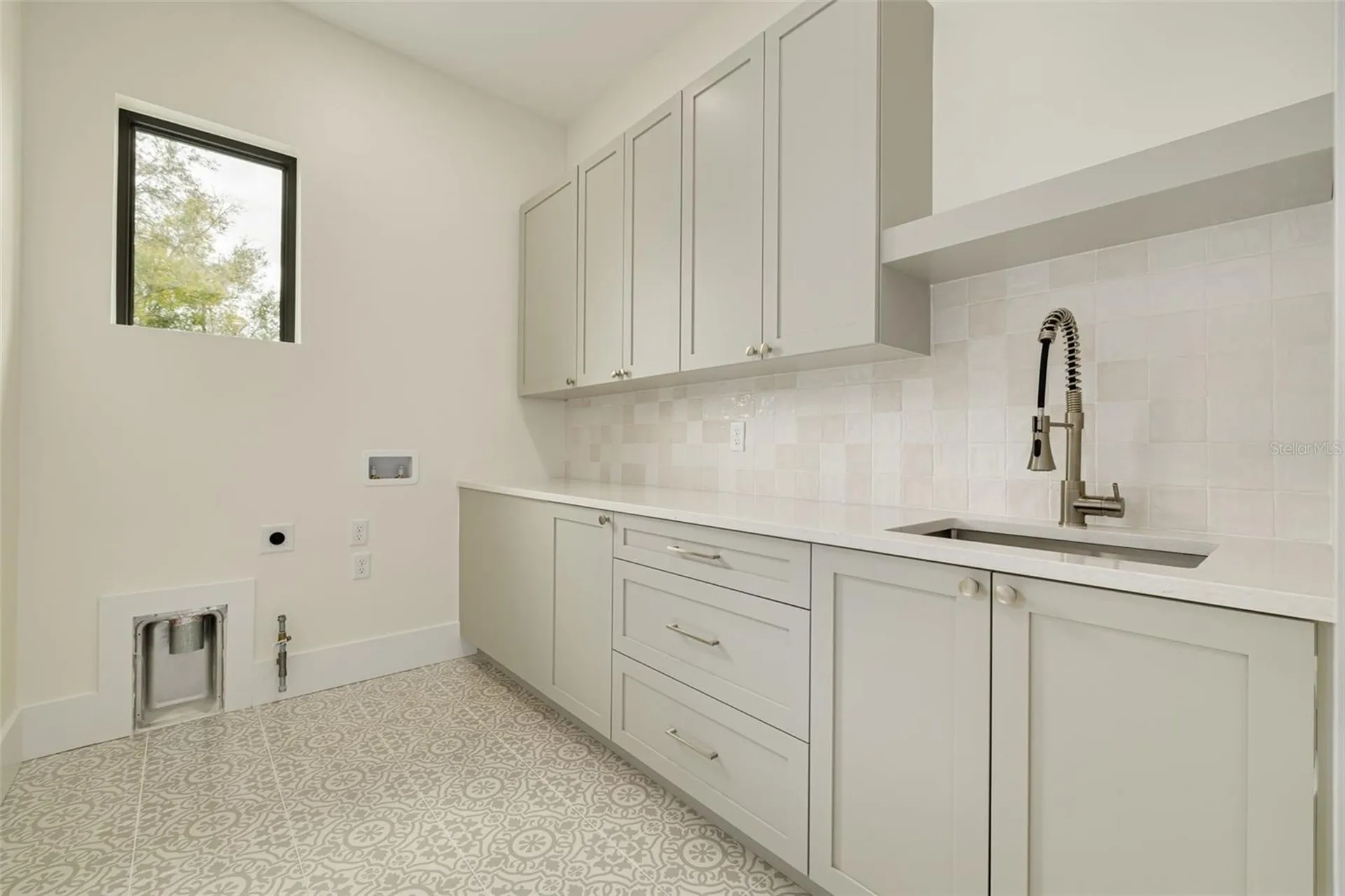 519 W Davis Boulevard Tampa FL 33606
