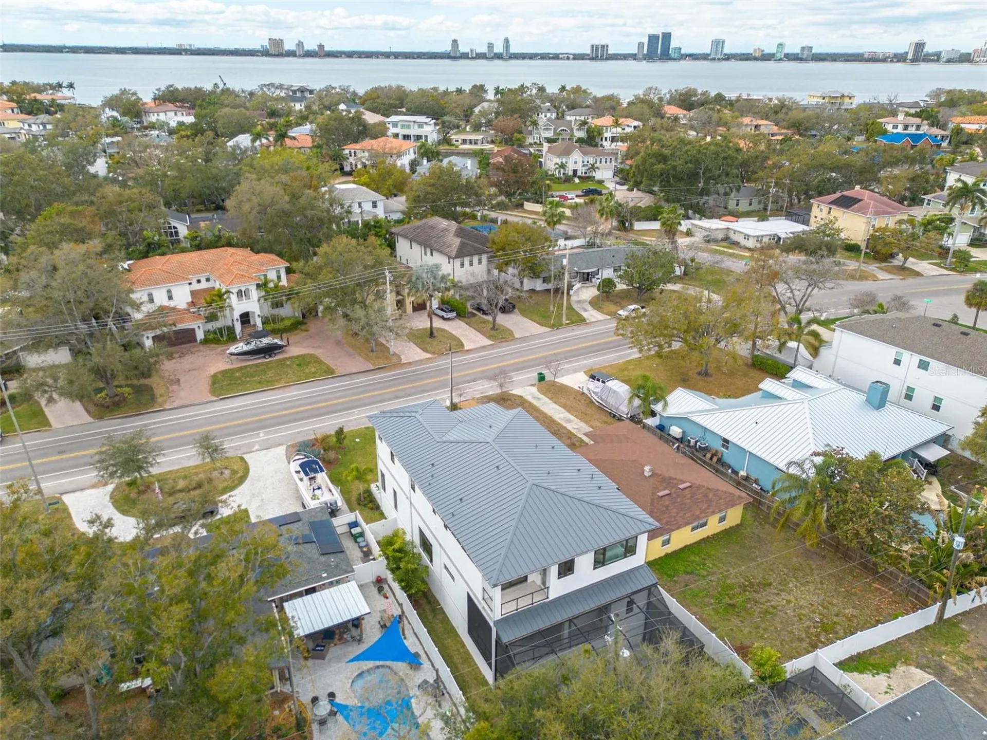 519 W Davis Boulevard Tampa FL 33606