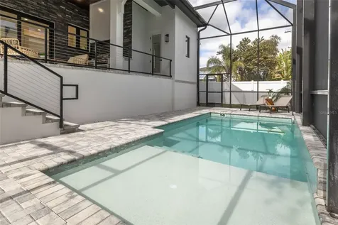 519 W Davis Boulevard Tampa FL 33606