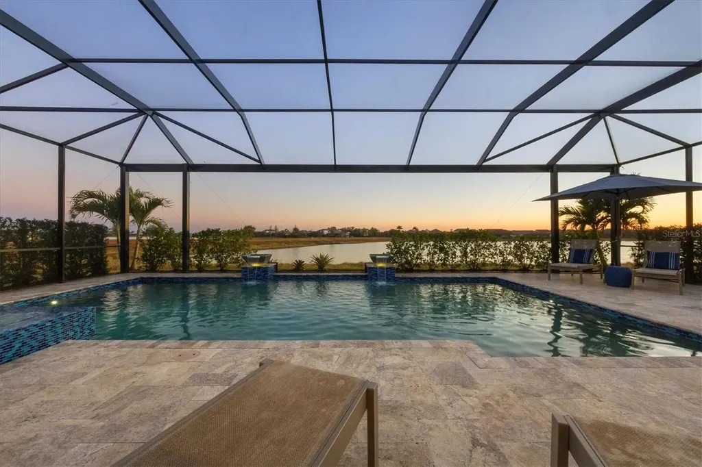 7885 Mainsail Lane Sarasota FL 34240
