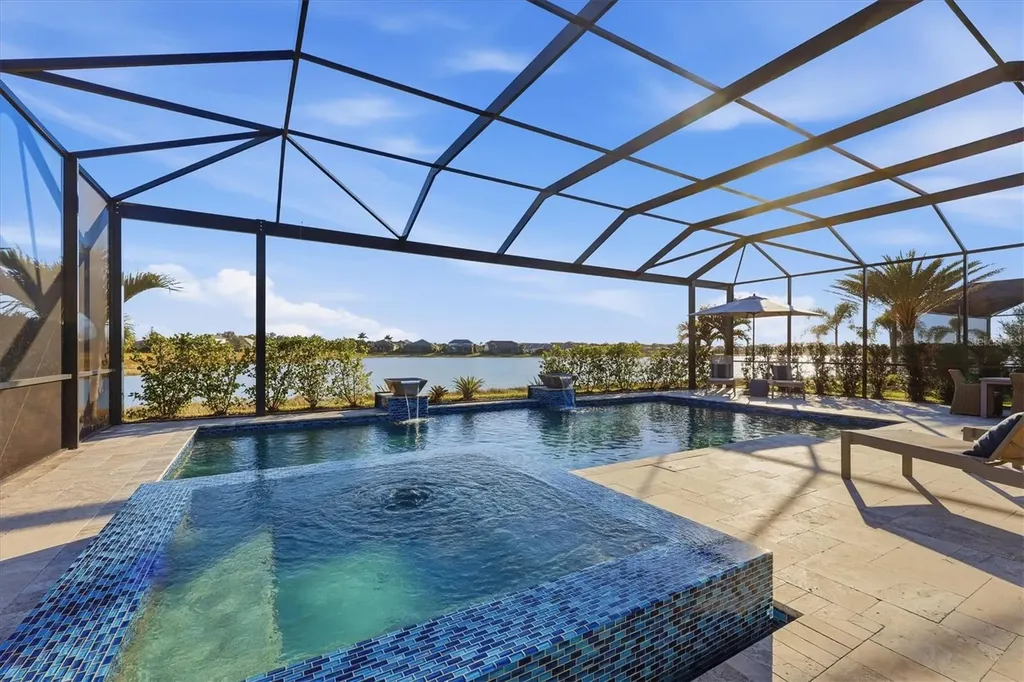 7885 Mainsail Lane Sarasota FL 34240