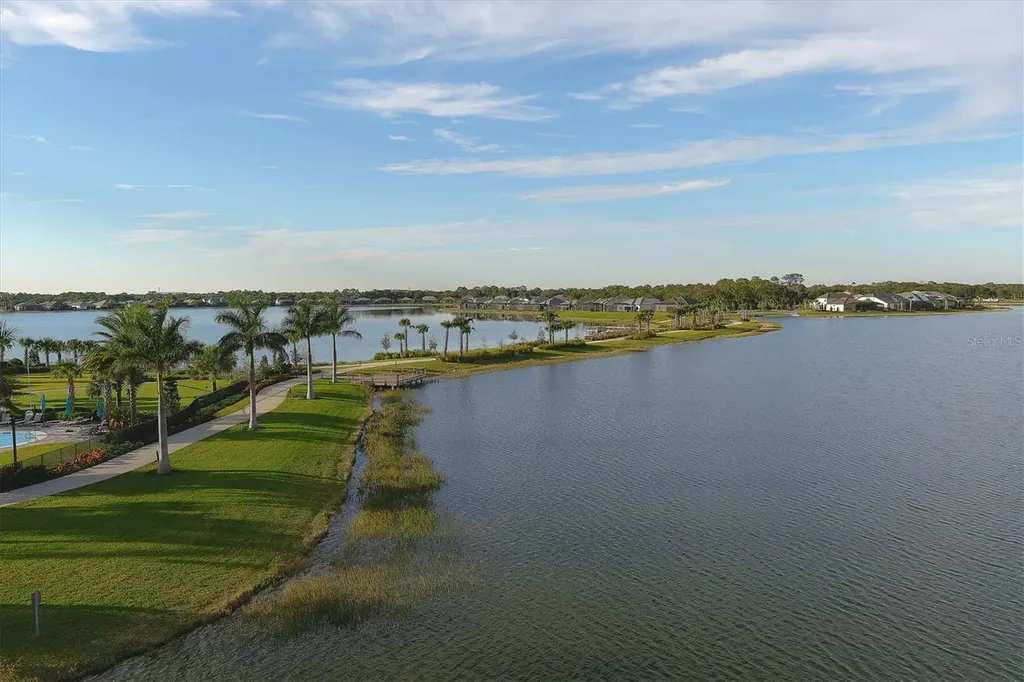 7885 Mainsail Lane Sarasota FL 34240