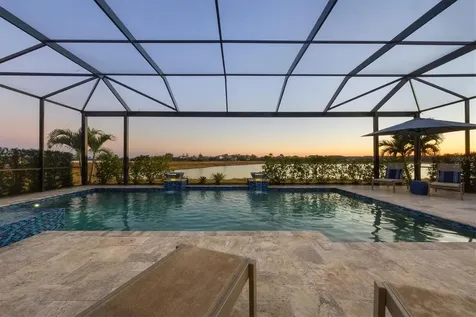 7885 Mainsail Lane Sarasota FL 34240