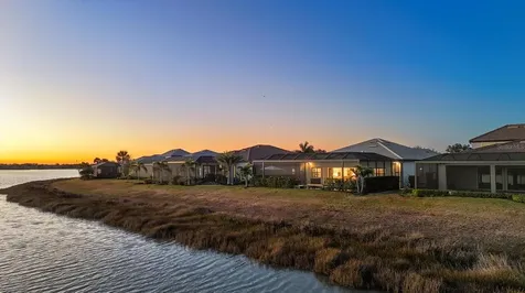 7885 Mainsail Lane Sarasota FL 34240