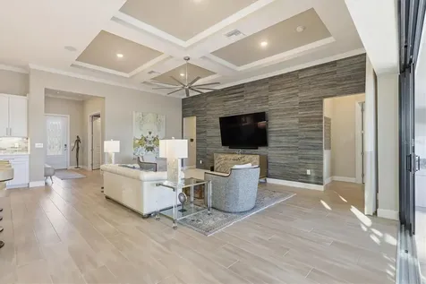 7885 Mainsail Lane Sarasota FL 34240