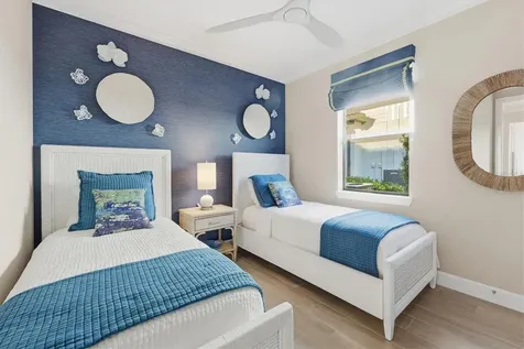 7885 Mainsail Lane Sarasota FL 34240