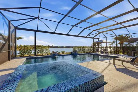 7885 Mainsail Lane Sarasota FL 34240