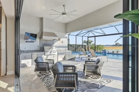 7885 Mainsail Lane Sarasota FL 34240