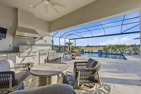 7885 Mainsail Lane Sarasota FL 34240