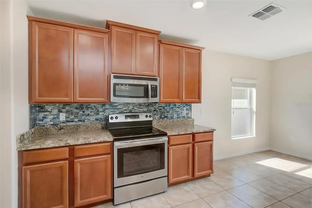 1902 Hawks View Drive Ruskin FL 33570