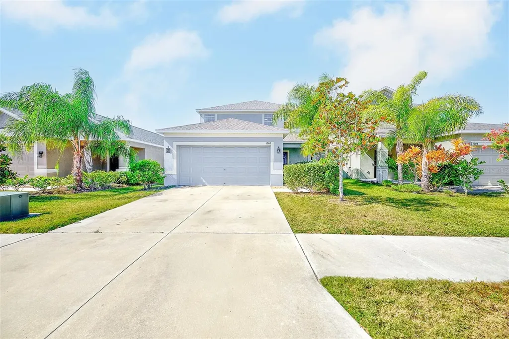 1902 Hawks View Drive Ruskin FL 33570