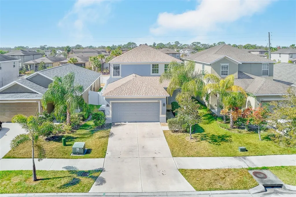 1902 Hawks View Drive Ruskin FL 33570