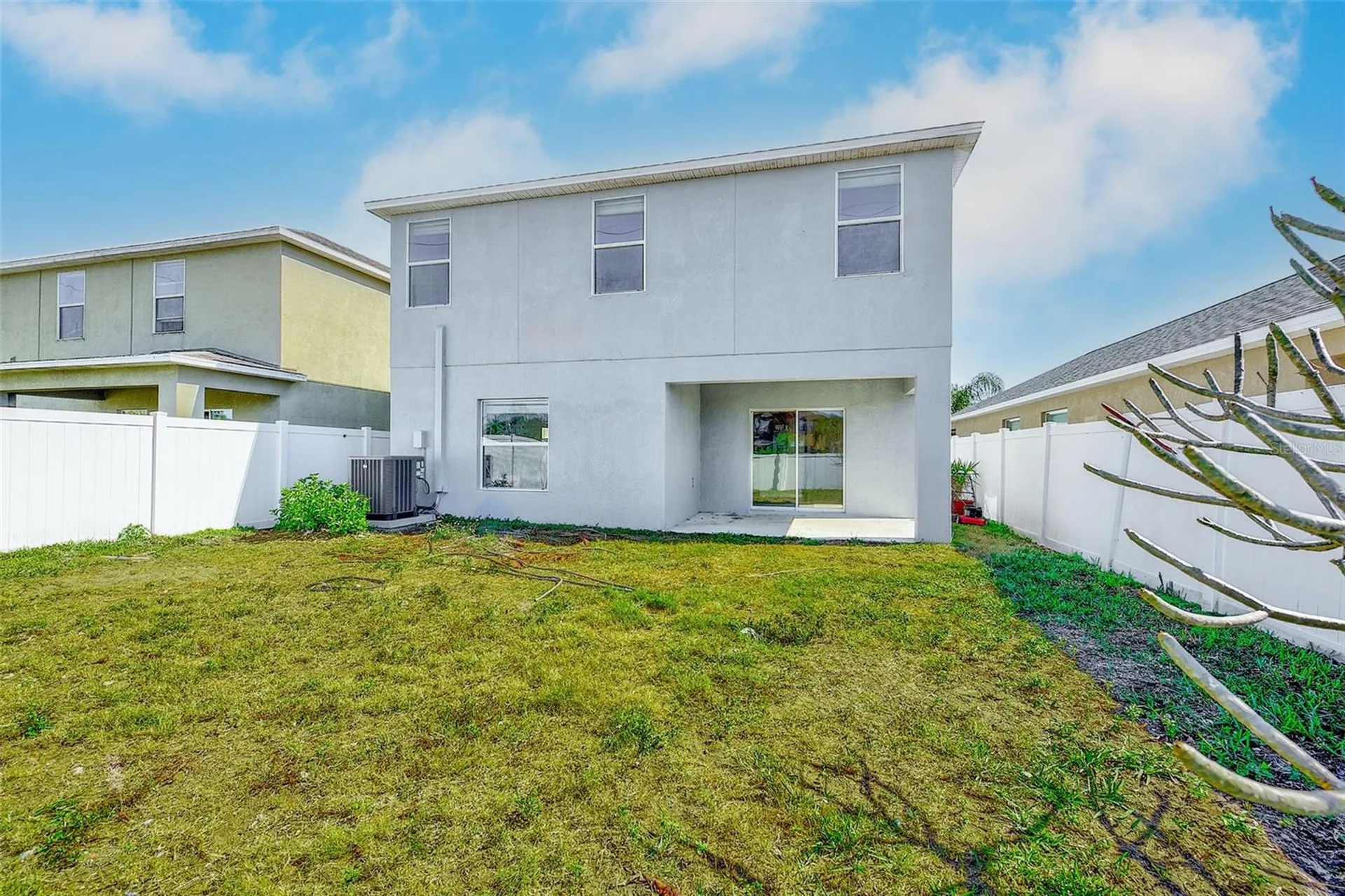 1902 Hawks View Drive Ruskin FL 33570