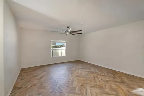 1902 Hawks View Drive Ruskin FL 33570