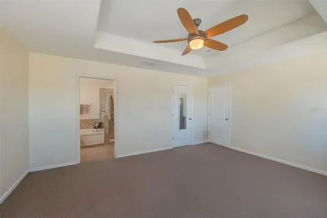 1902 Hawks View Drive Ruskin FL 33570