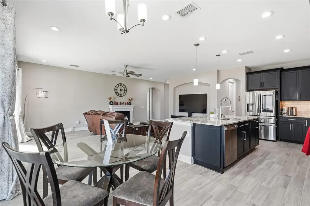 11002 Sundrift Drive Tampa FL 33647