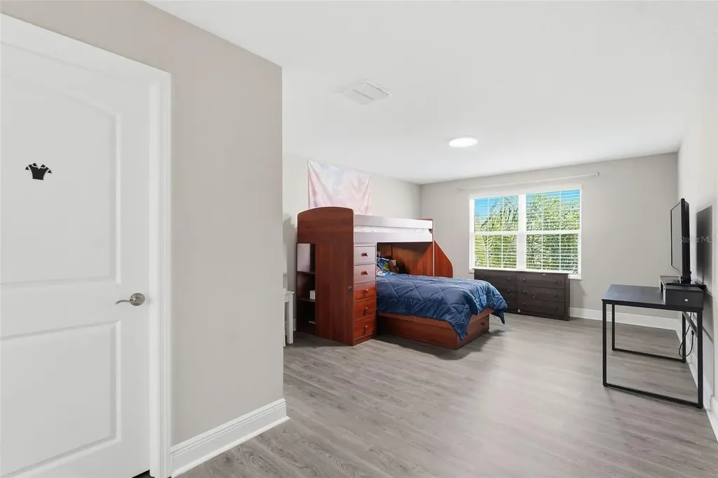11002 Sundrift Drive Tampa FL 33647