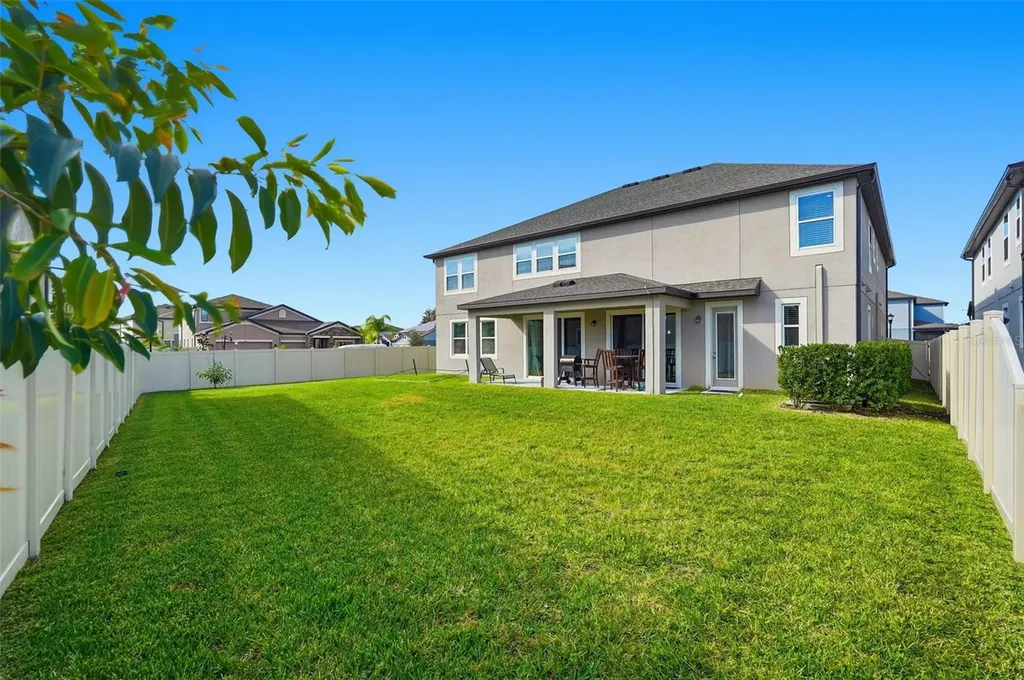 11002 Sundrift Drive Tampa FL 33647