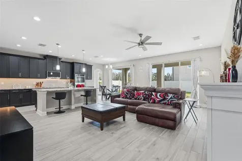 11002 Sundrift Drive Tampa FL 33647