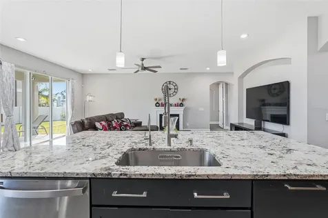 11002 Sundrift Drive Tampa FL 33647