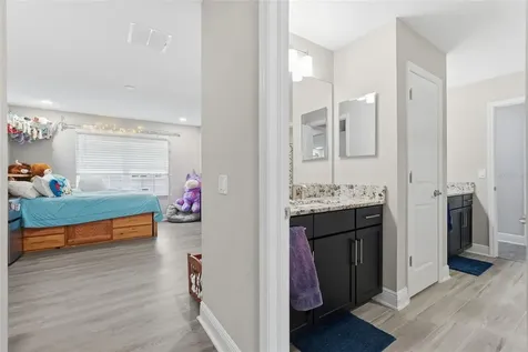 11002 Sundrift Drive Tampa FL 33647