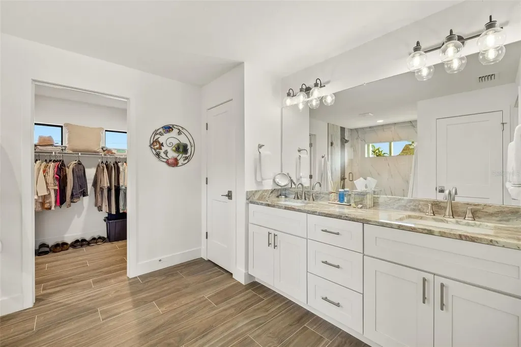 25 NW 14th Avenue Cape Coral FL 33993