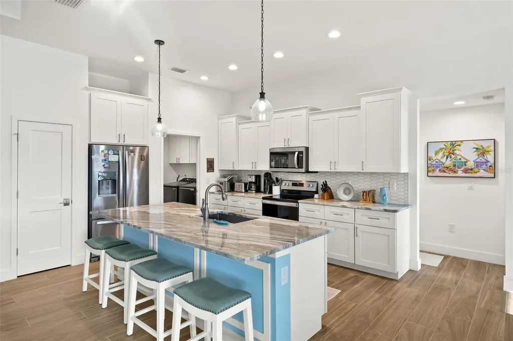 25 NW 14th Avenue Cape Coral FL 33993