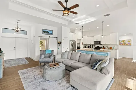 25 NW 14th Avenue Cape Coral FL 33993