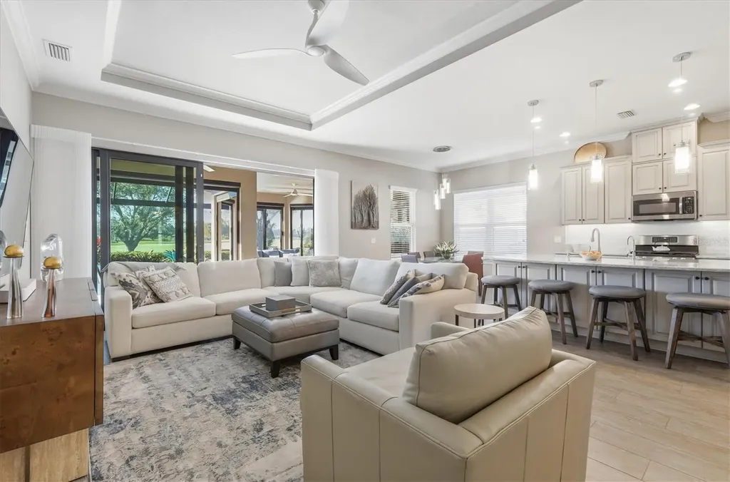 12803 Sorrento Way Bradenton FL 34211