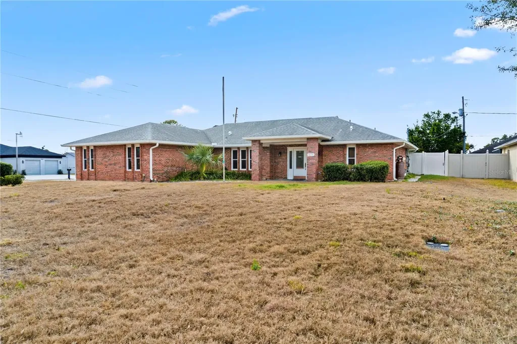1878 Viking Avenue Deltona FL 32725