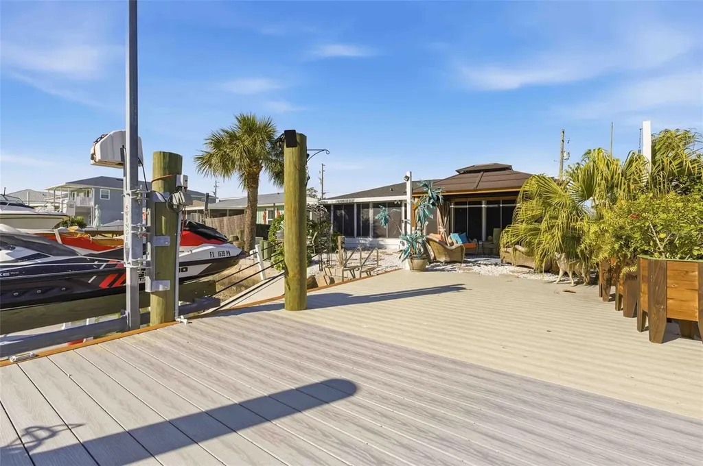 6424 Boatyard Drive Hudson FL 34667