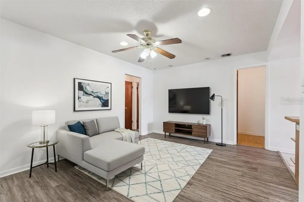 1457 Magellan Circle Orlando FL 32818