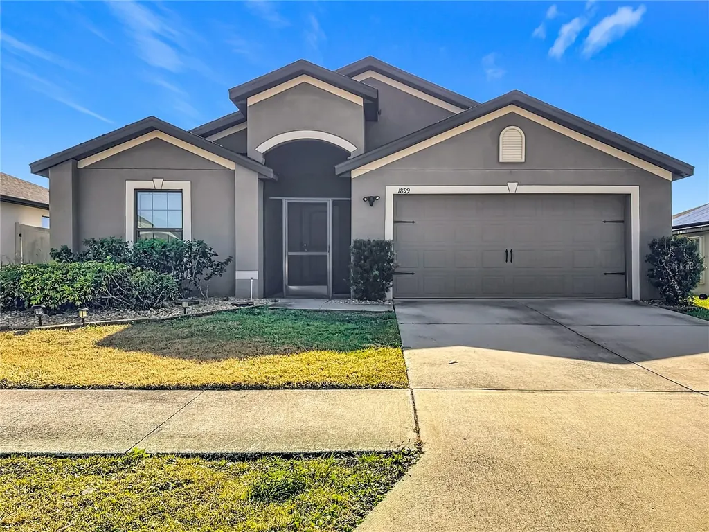1899 Amber Sweet Circle Dundee FL 33838