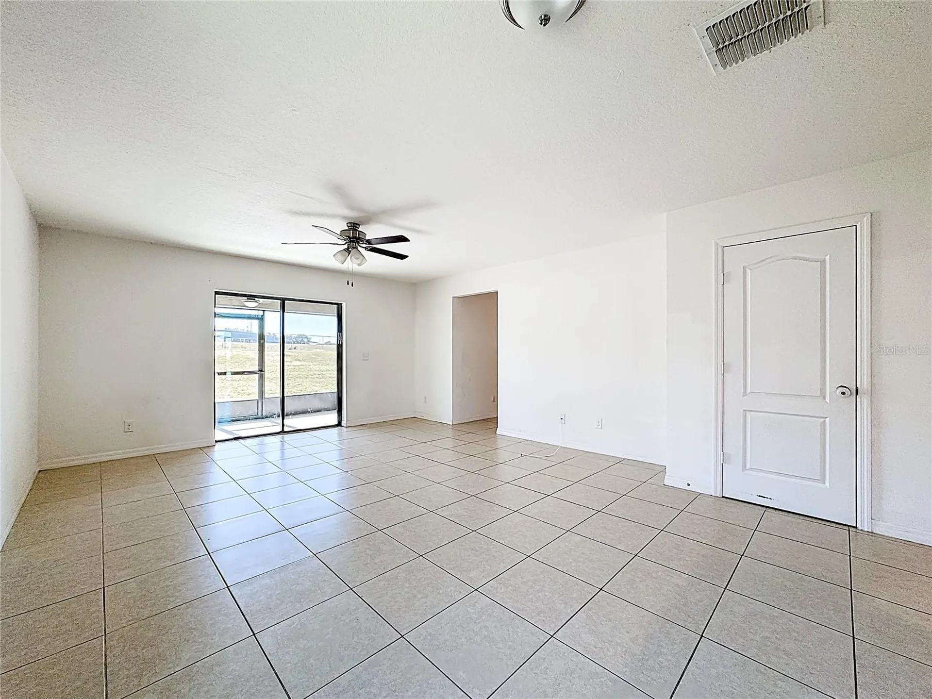 1899 Amber Sweet Circle Dundee FL 33838