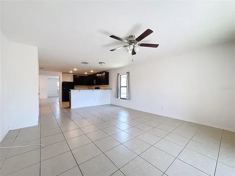 1899 Amber Sweet Circle Dundee FL 33838