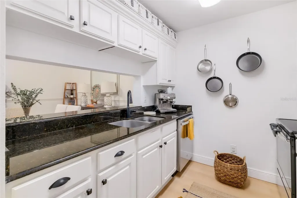 4053 Crockers Lake Boulevard Sarasota FL 34238