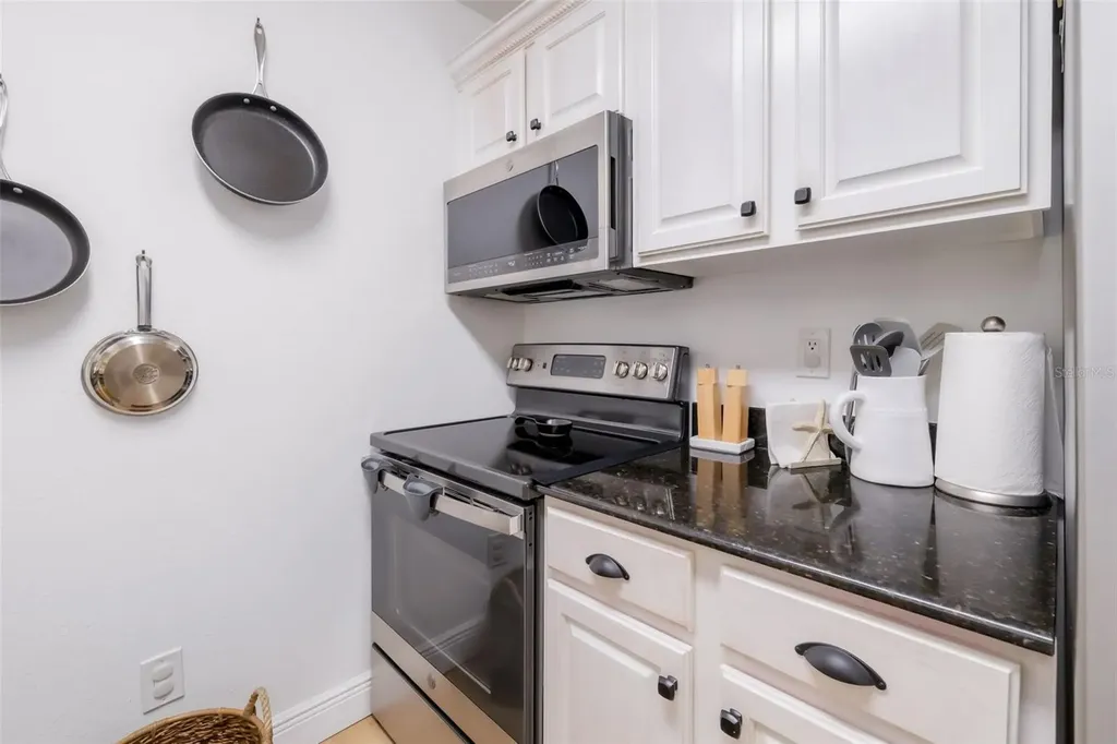4053 Crockers Lake Boulevard Sarasota FL 34238