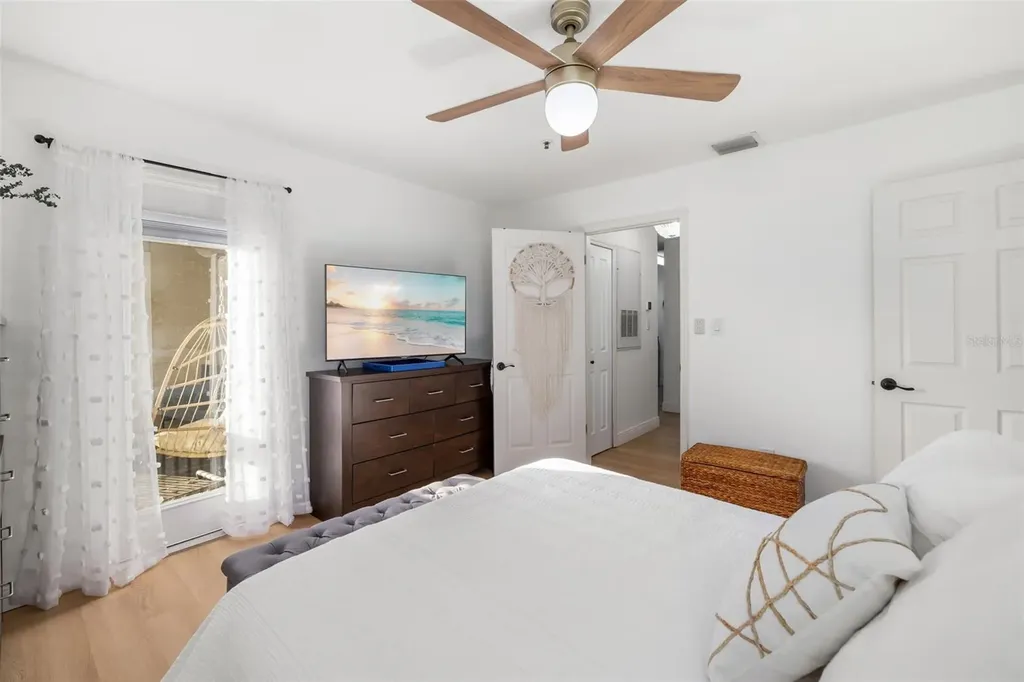 4053 Crockers Lake Boulevard Sarasota FL 34238