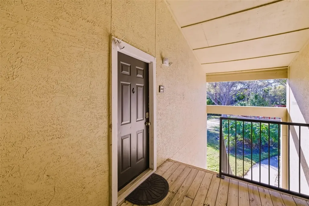 4053 Crockers Lake Boulevard Sarasota FL 34238