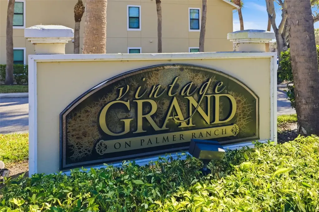 4053 Crockers Lake Boulevard Sarasota FL 34238