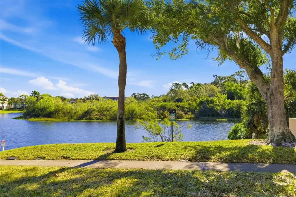 4053 Crockers Lake Boulevard Sarasota FL 34238