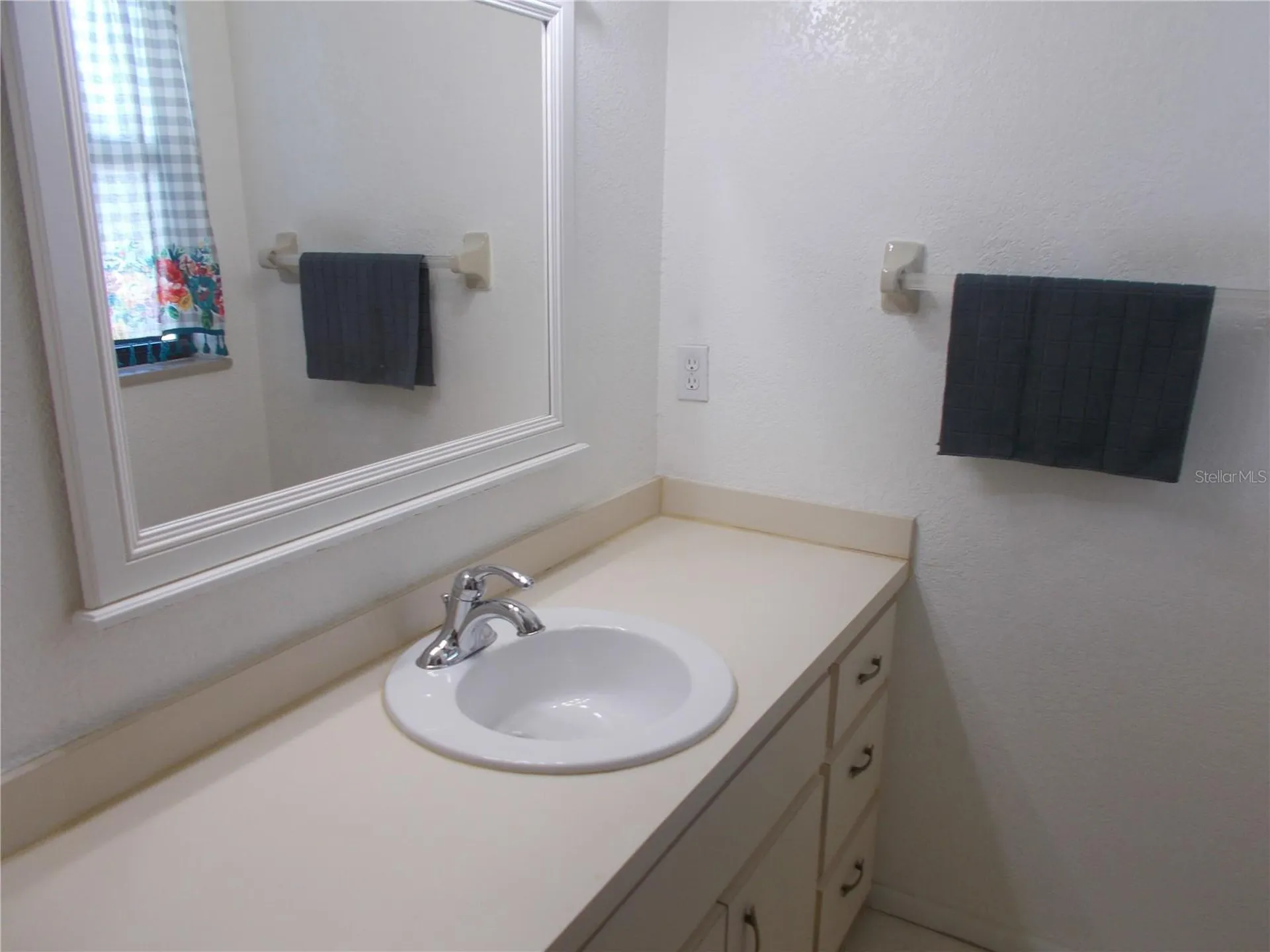 2000 Forrest Nelson Boulevard Port Charlotte FL 33952