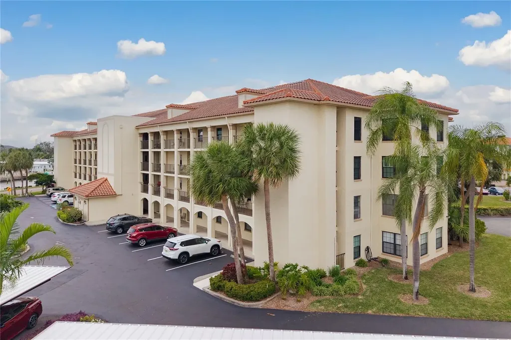19029 Us Highway 19 N Clearwater FL 33764